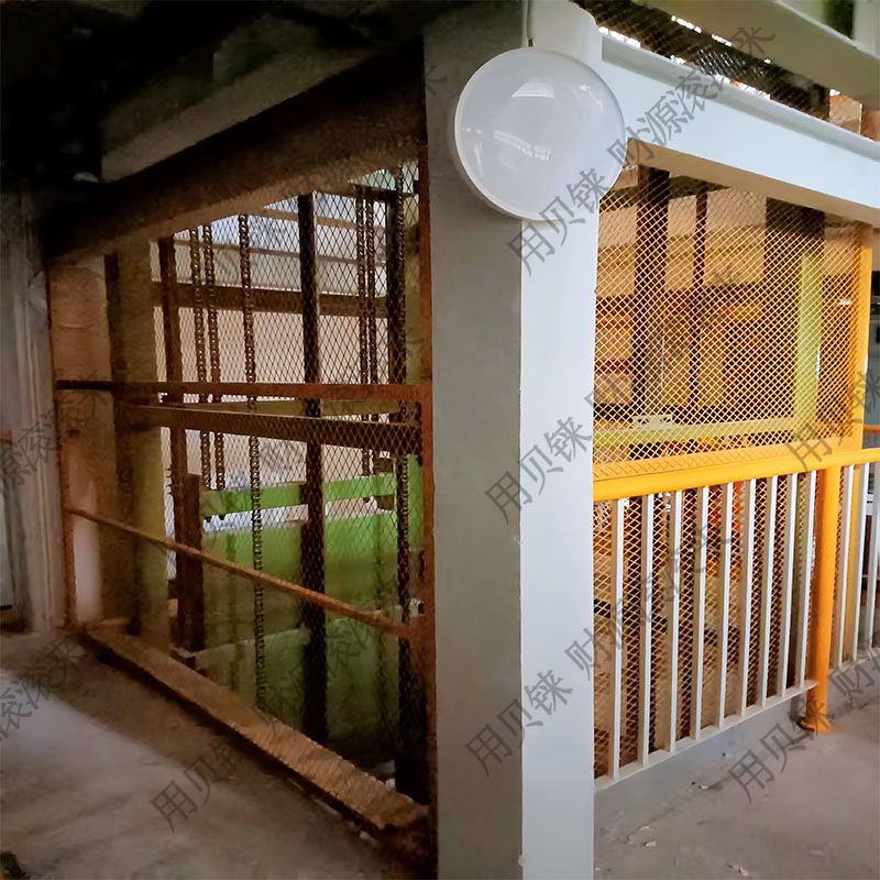 往復(fù)式提升機