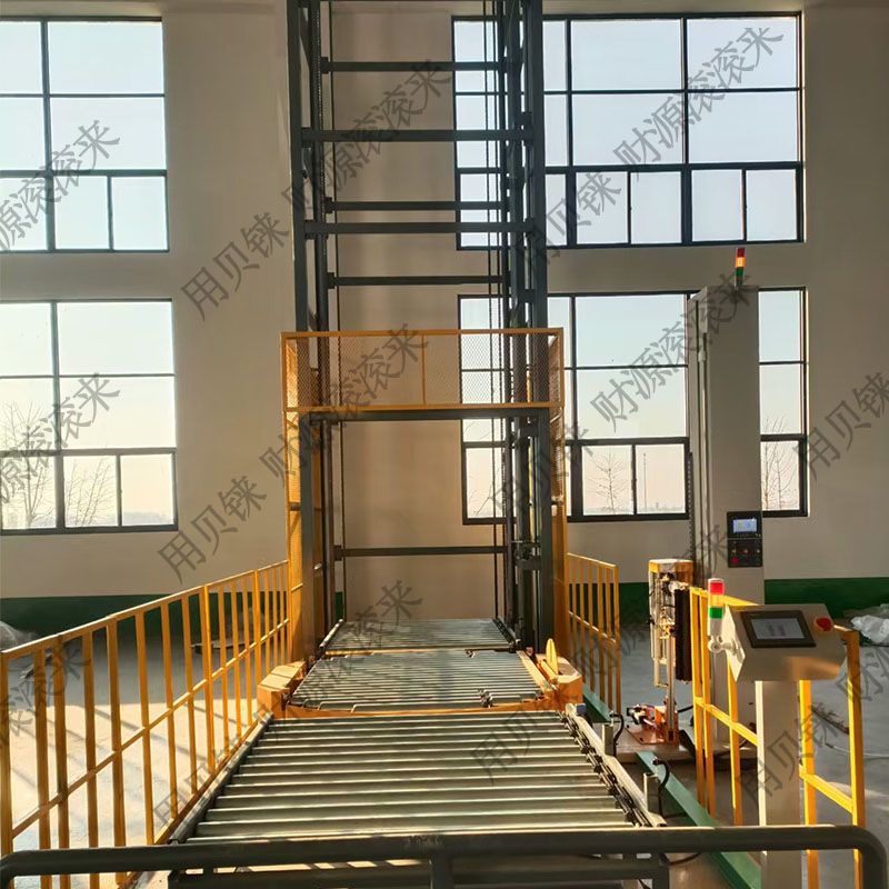 往復式垂直提升機 非標定制提升機